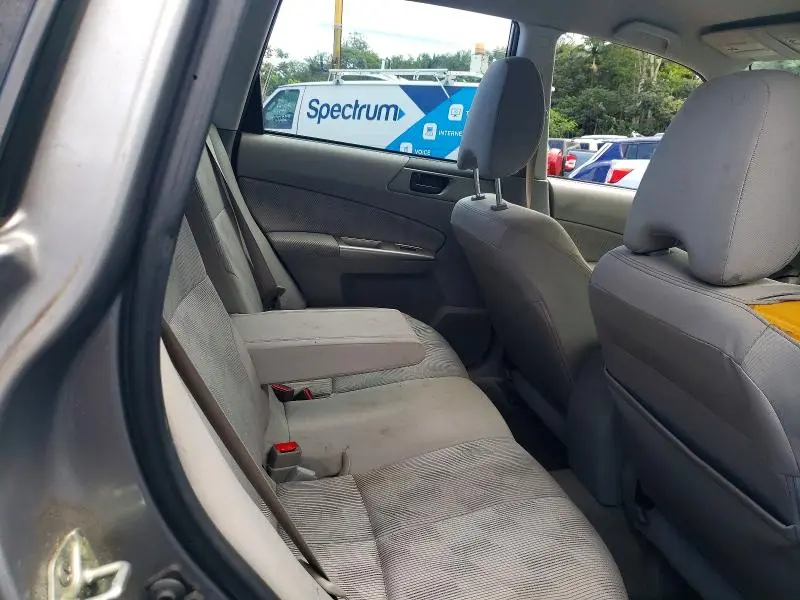 2010 SUBARU FORESTER 2.5X  