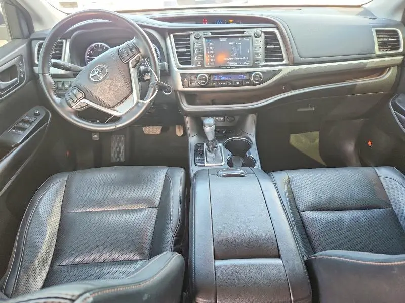 2018 TOYOTA HIGHLANDER LIMITED PLATINUM  