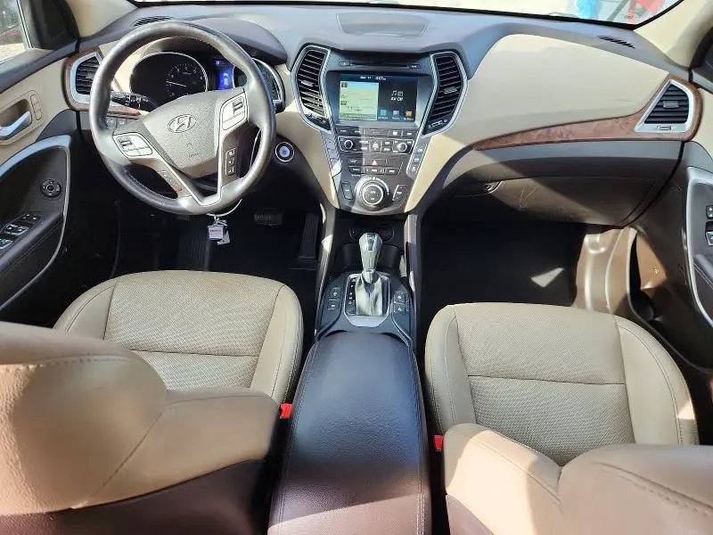 2017 HYUNDAI SANTA FE SE ULTIMATE  