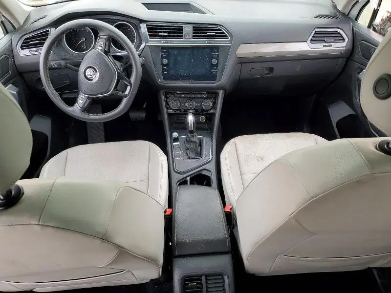 2021 VOLKSWAGEN TIGUAN SE  