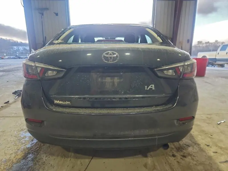 2017 TOYOTA YARIS IA   