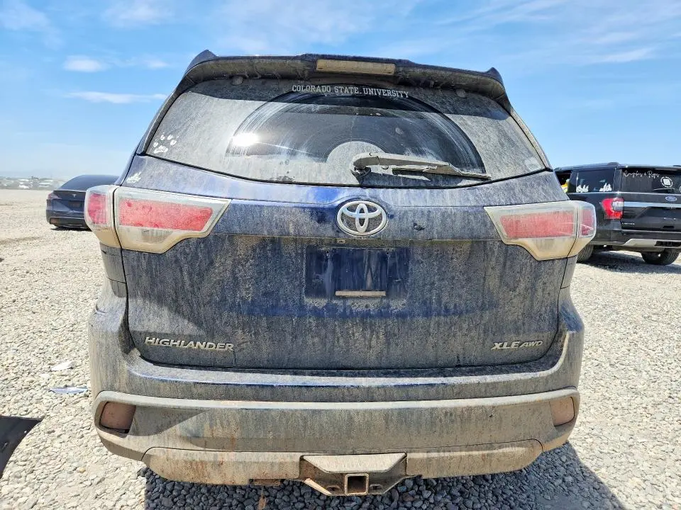 2015 TOYOTA HIGHLANDER XLE  