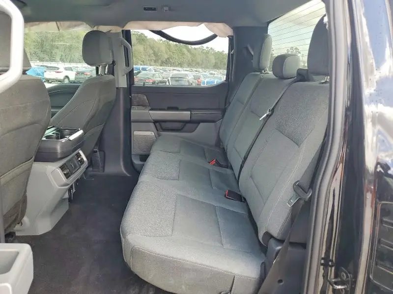 2024 FORD F150 LIGHTNING XLT  