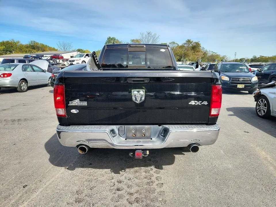 2014 RAM 1500 SLT  