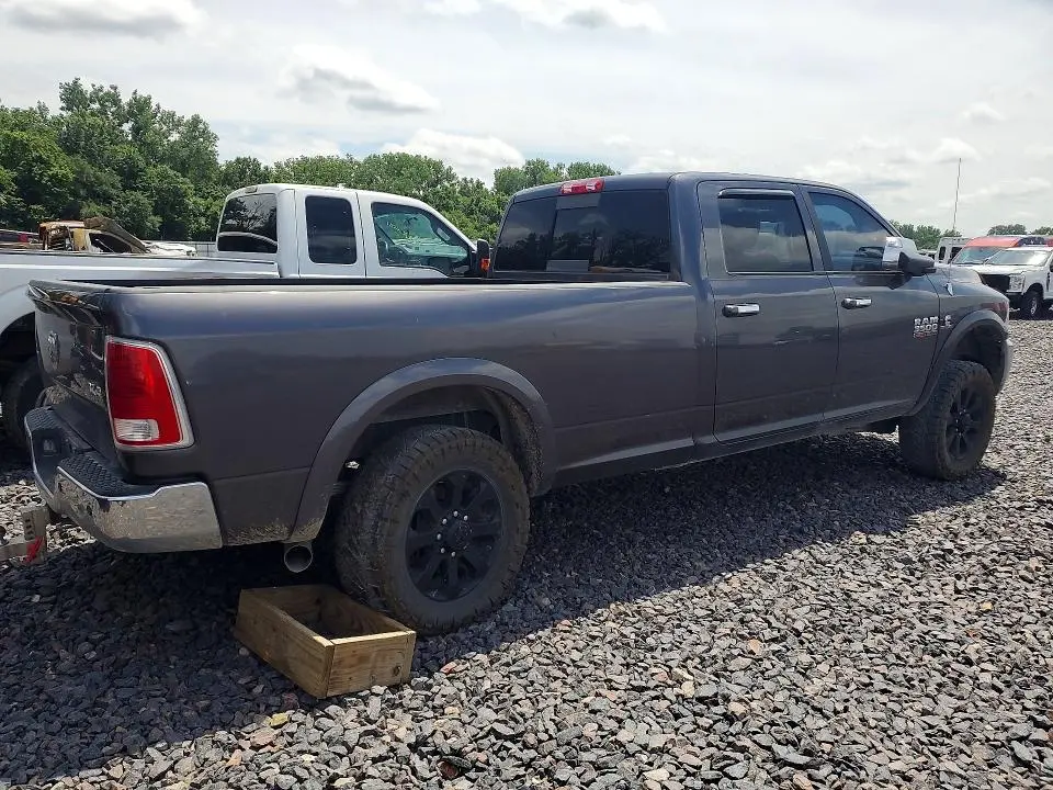 2015 RAM 3500 LARAMIE  
