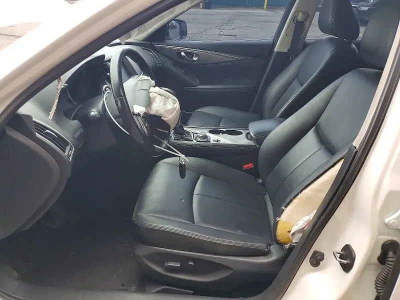 2015 INFINITI Q50 BASE  