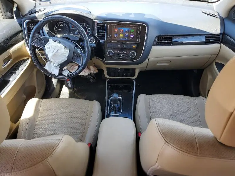 2018 MITSUBISHI OUTLANDER SE  