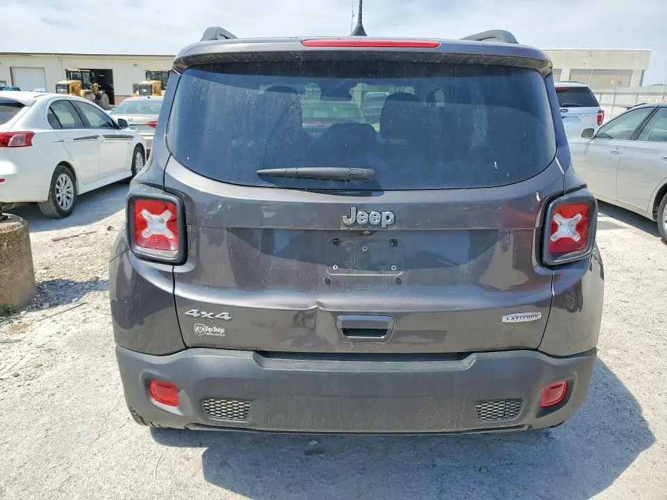 2020 JEEP RENEGADE LATITUDE  