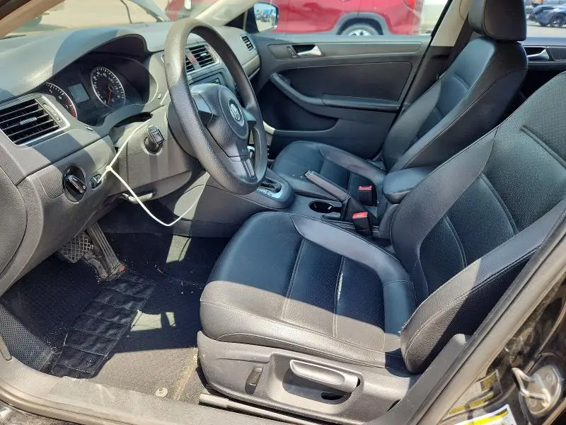 2014 VOLKSWAGEN JETTA SE  