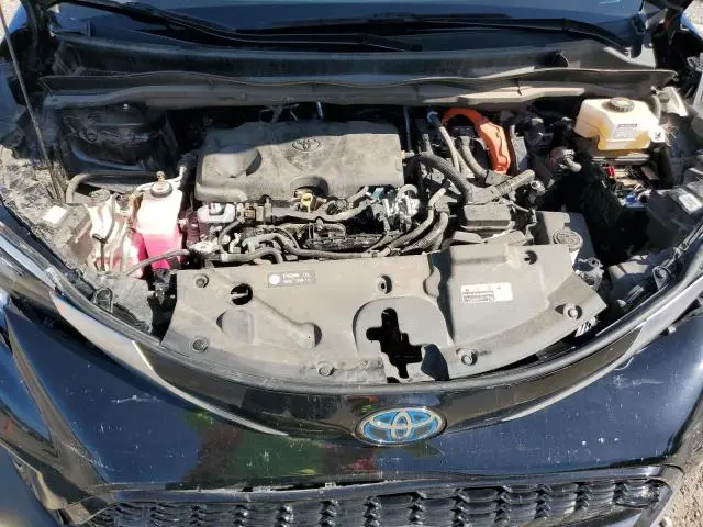 2023 TOYOTA SIENNA XSE