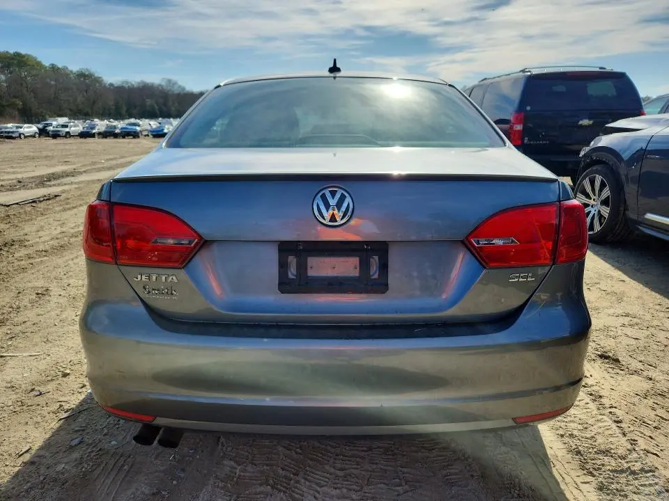 2014 VOLKSWAGEN JETTA SEL  