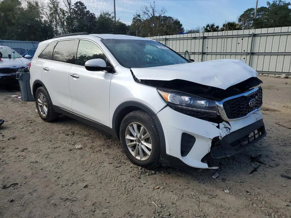 2019 KIA SORENTO LX V6  