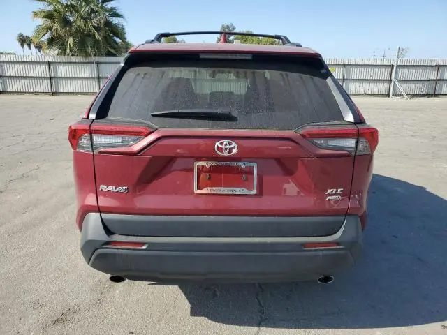 2024 TOYOTA RAV4 XLE  