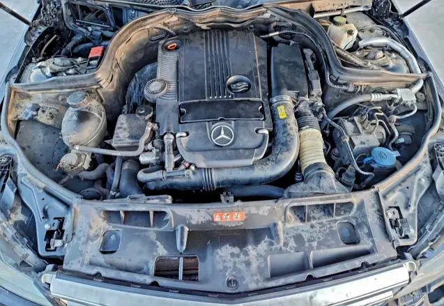 2013 MERCEDES-BENZ C 250  