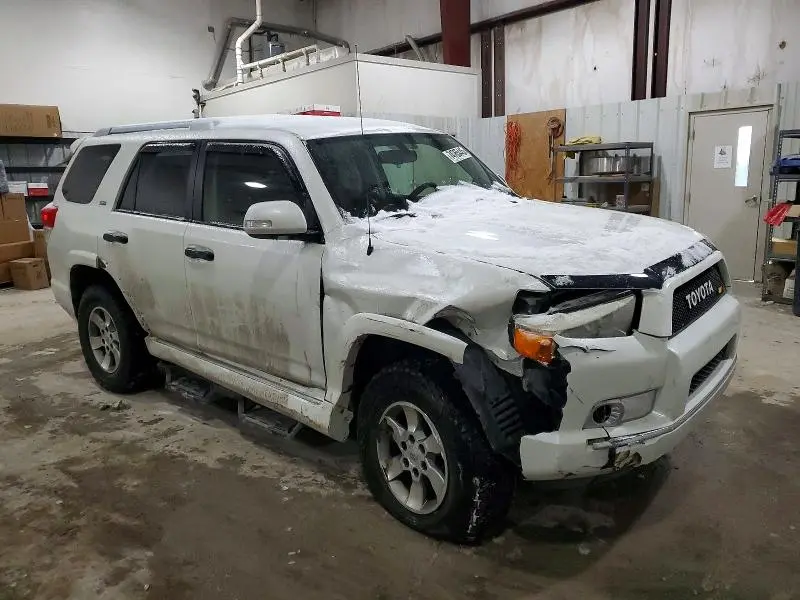 2013 TOYOTA 4RUNNER SR5  