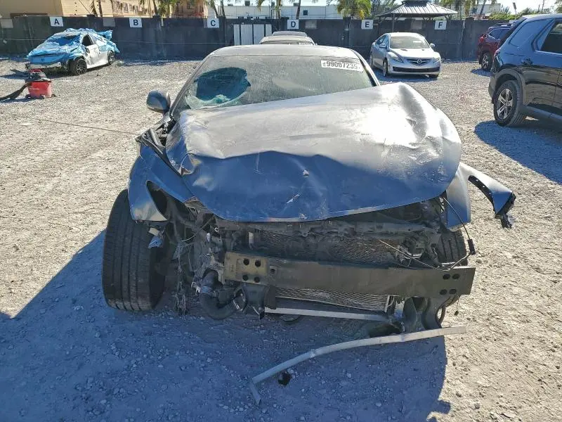 2017 INFINITI Q60 BASE  