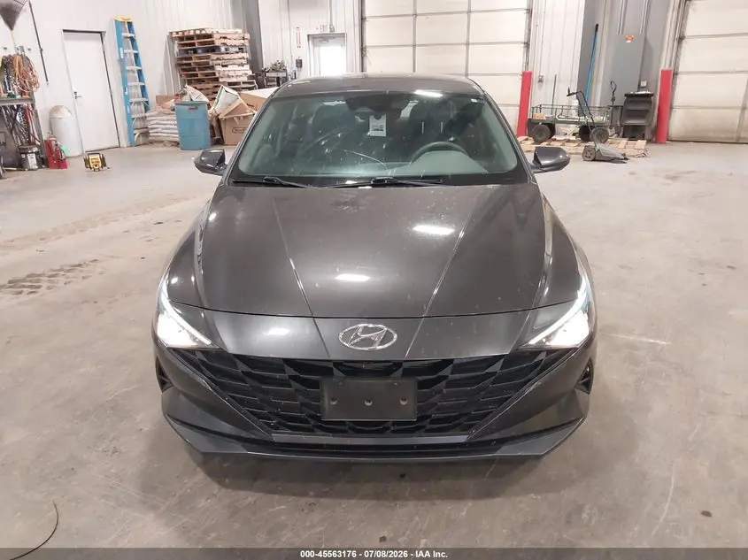 2021 HYUNDAI ELANTRA SE