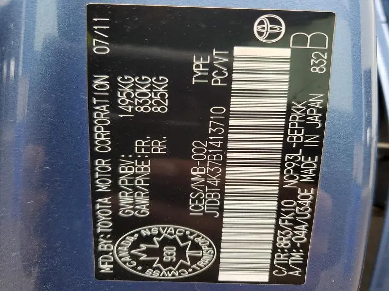 2011 TOYOTA YARIS BASE  