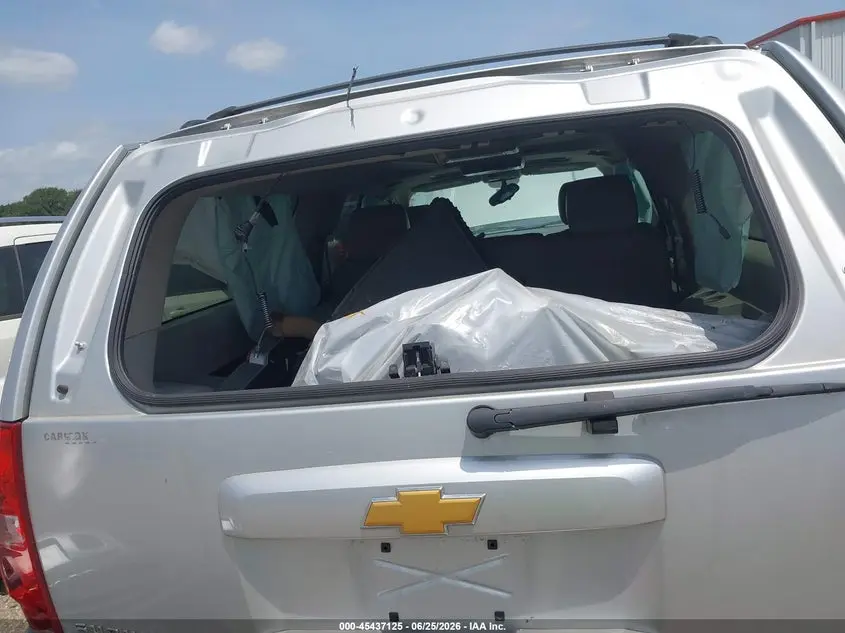 2012 CHEVROLET SUBURBAN LT