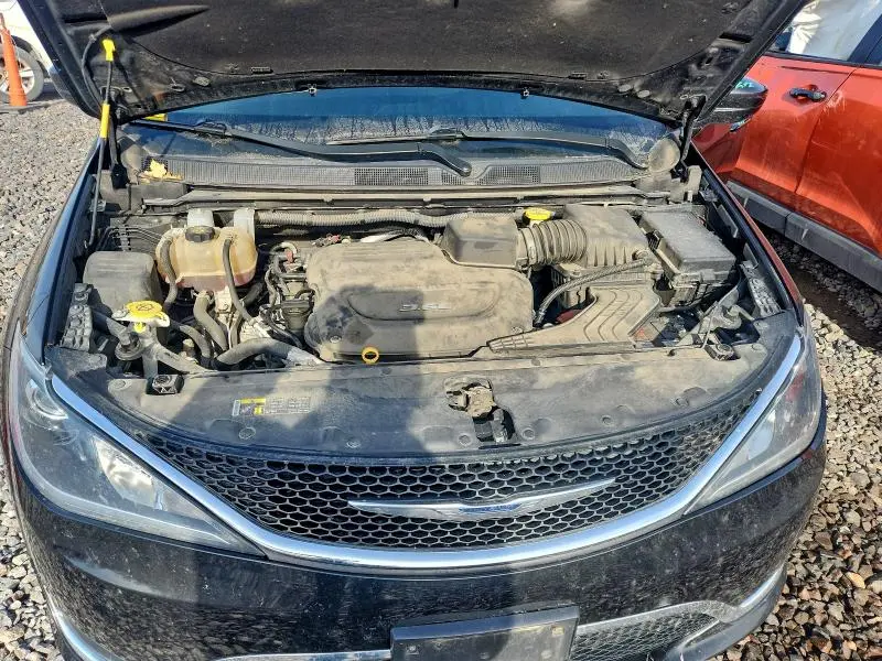 2017 CHRYSLER PACIFICA TOURING L PLUS  