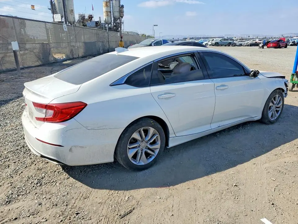 2020 HONDA ACCORD LX  