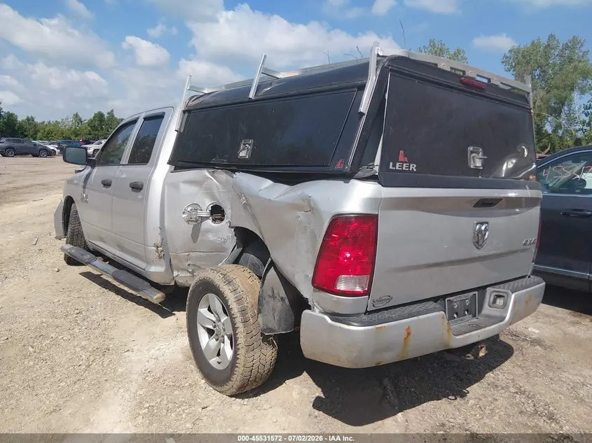 2018 RAM 1500 EXPRESS  4X4 6'4 BOX
