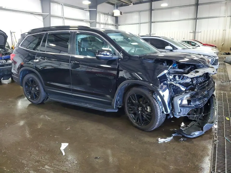 2022 HONDA PILOT SE  