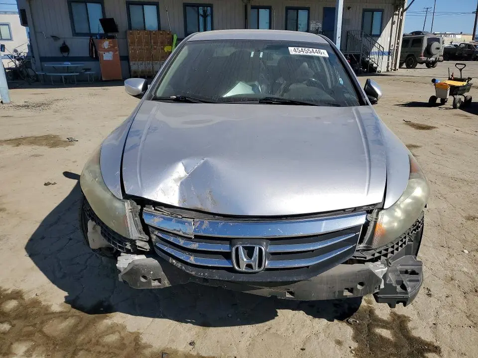 2011 HONDA ACCORD SE  