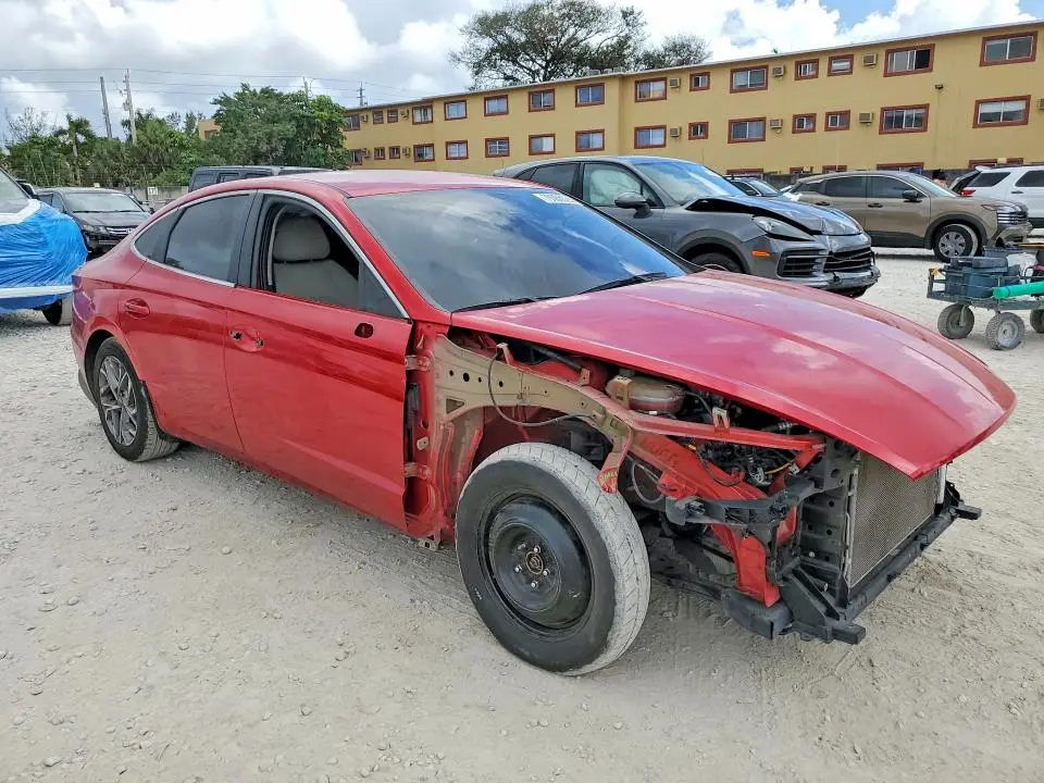 2021 HYUNDAI SONATA SEL  
