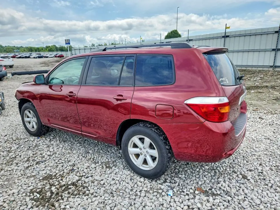 2010 TOYOTA HIGHLANDER SE  