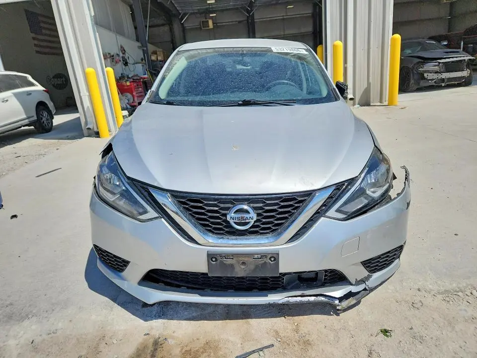2019 NISSAN SENTRA SV  