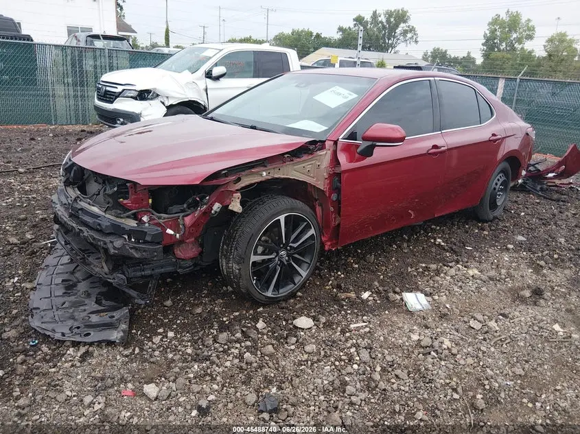 2018 TOYOTA CAMRY XSE
