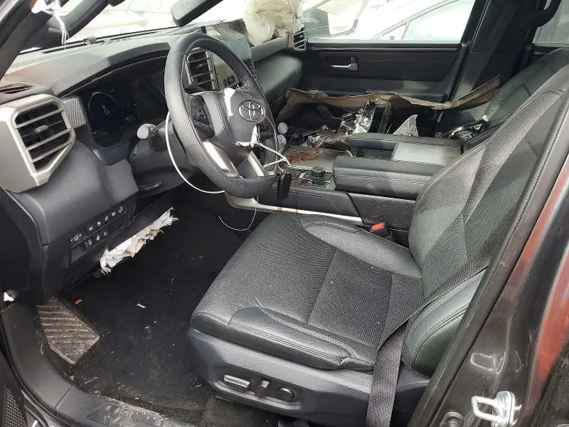 2025 TOYOTA SEQUOIA SR5  