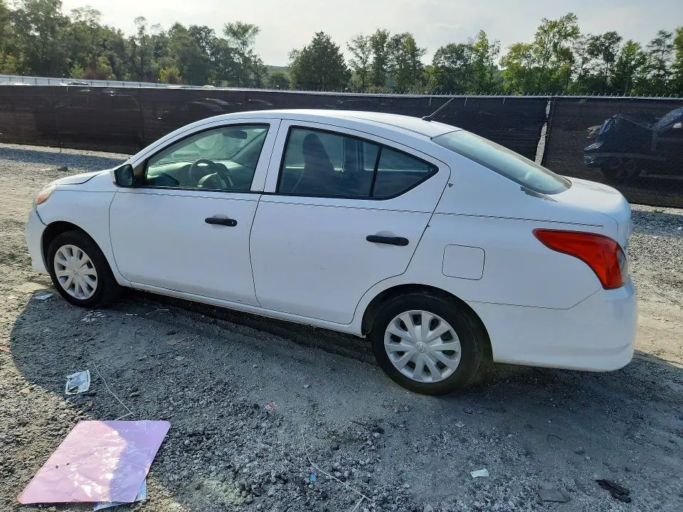 2019 NISSAN VERSA S  