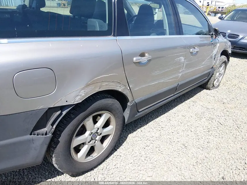 2012 VOLVO XC70 3.2/3.2 PLATINUM/3.2 PREMIER/3.2 PREMIER PLUS