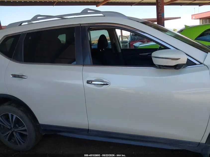 2019 NISSAN ROGUE SV
