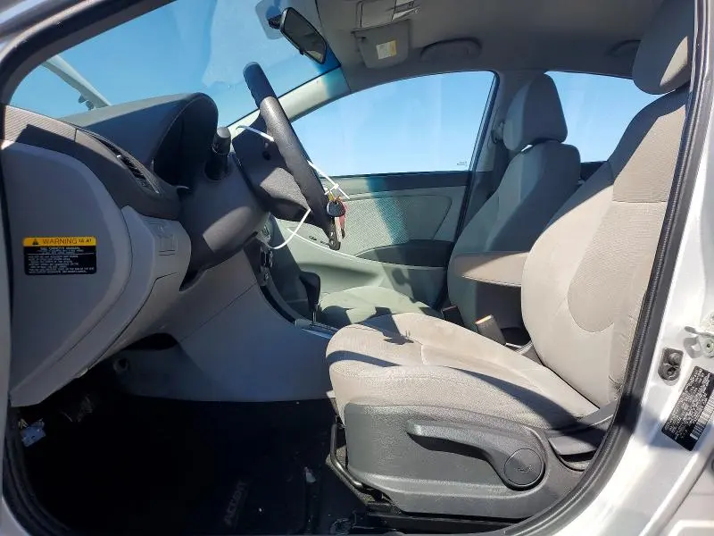 2014 HYUNDAI ACCENT GLS  