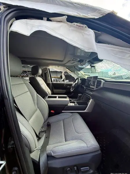2023 TOYOTA TUNDRA CREWMAX LIMITED  