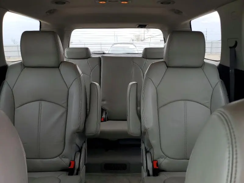 2012 GMC ACADIA SLT-1  