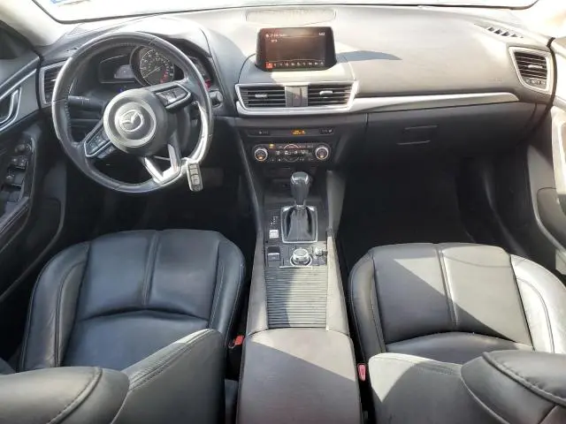 2018 MAZDA 3 TOURING  