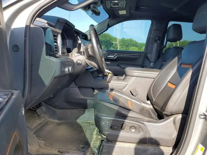2024 GMC SIERRA K1500 AT4  