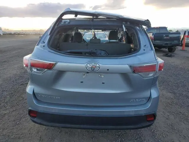 2016 TOYOTA HIGHLANDER XLE  