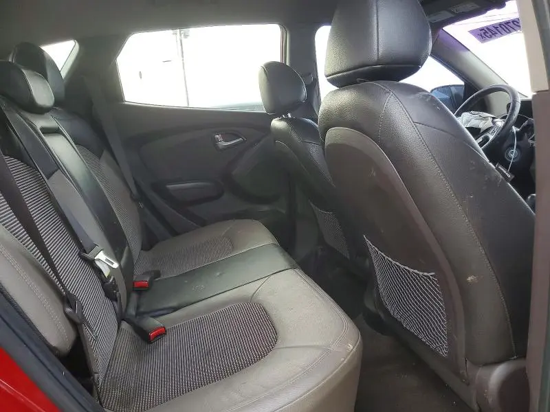 2011 HYUNDAI TUCSON GLS  