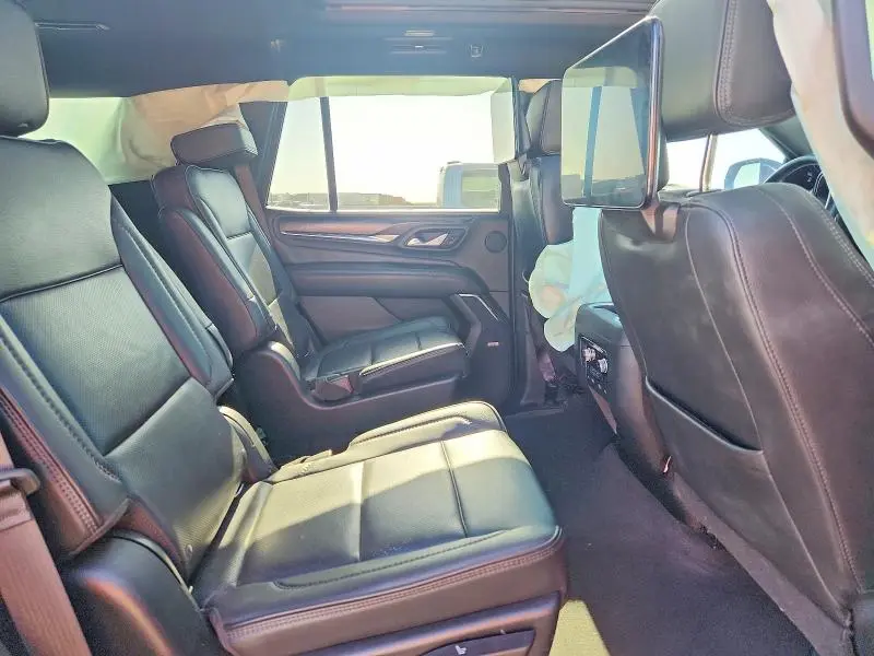 2021 GMC YUKON DENALI  