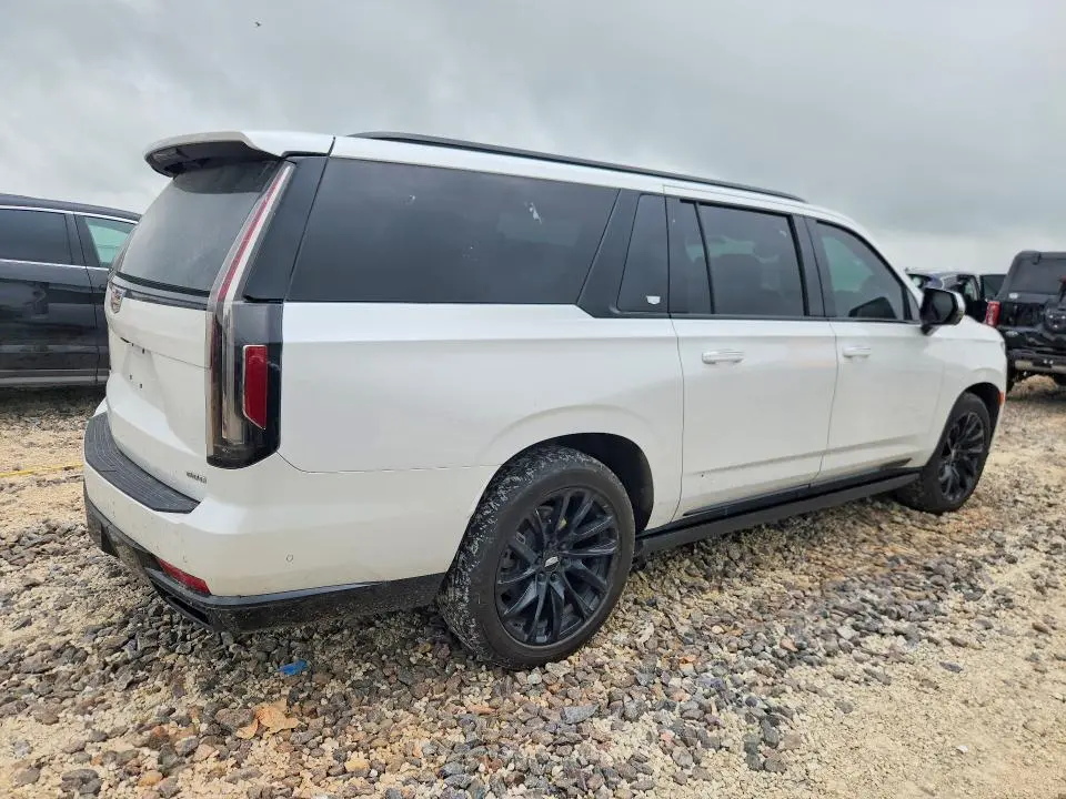 2023 CADILLAC ESCALADE ESV SPORT  