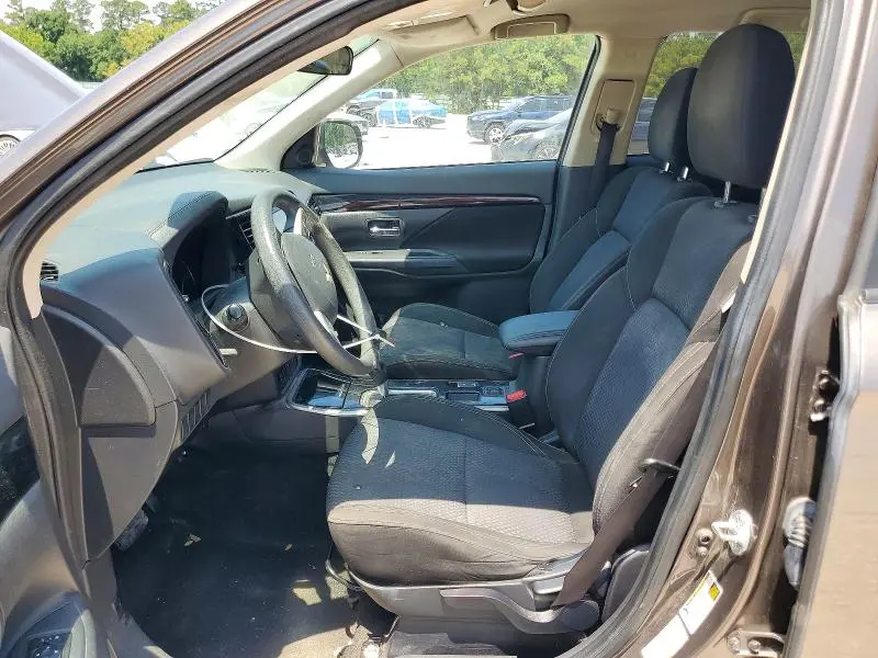 2019 MITSUBISHI OUTLANDER ES  