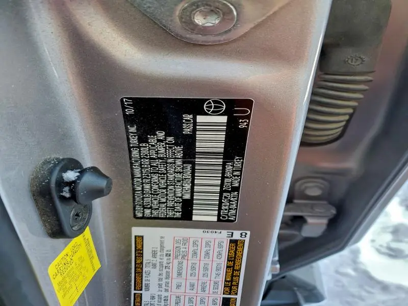 2018 TOYOTA C-HR XLE  