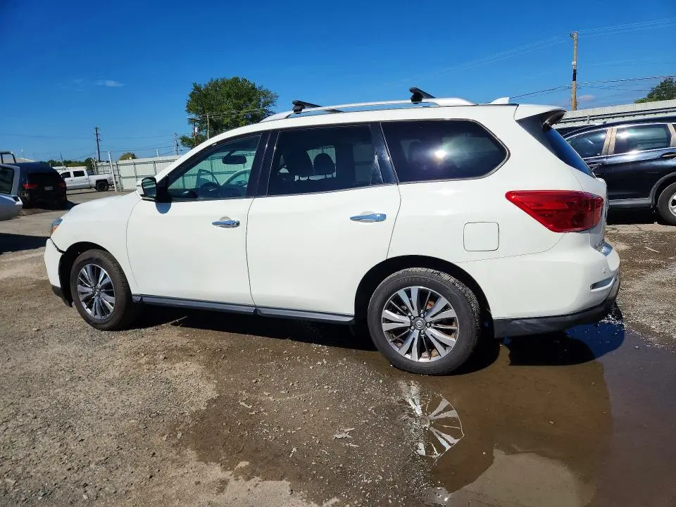 2019 NISSAN PATHFINDER SV  