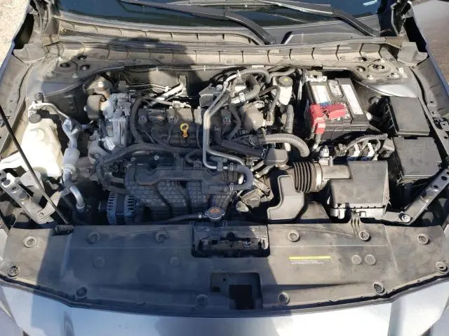 2022 NISSAN ALTIMA SR  