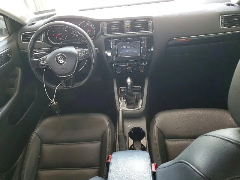 2017 VOLKSWAGEN JETTA SEL  